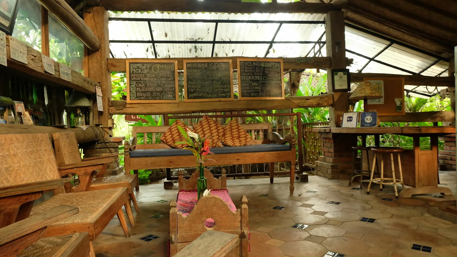 Omah Apik Hotel Ubud   Ubud (Bali)